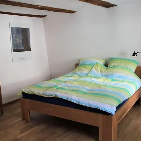 Apartment Ferienwohnung Am Lindenplatz